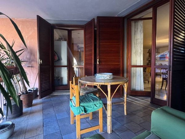 appartamento in vendita a Napoli in zona Chiaia