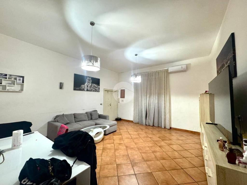 appartamento in vendita a Napoli in zona Stella