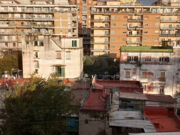 appartamento in vendita a Napoli