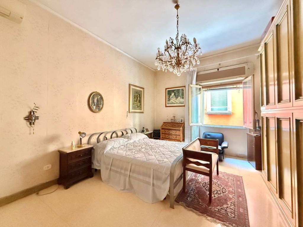 appartamento in vendita a Napoli in zona Montecalvario