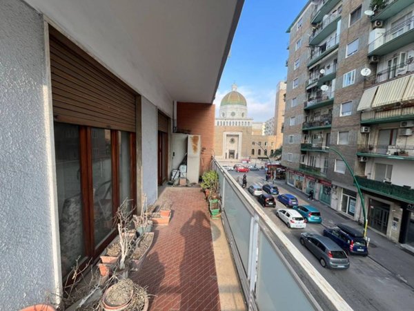 appartamento in vendita a Napoli in zona Fuorigrotta