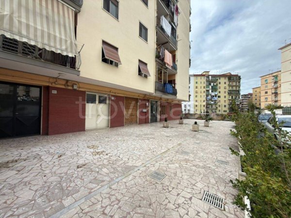 appartamento in vendita a Napoli in zona Fuorigrotta