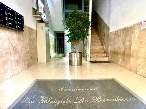 appartamento in vendita a Napoli in zona Vicaria