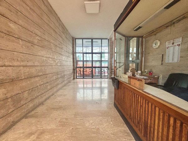 appartamento in vendita a Napoli in zona Poggioreale