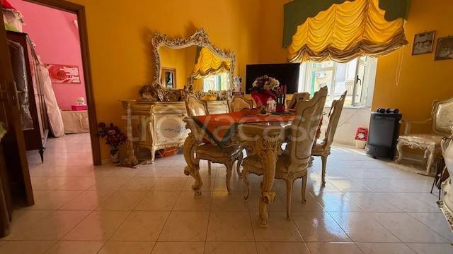 appartamento in vendita a Napoli in zona Bagnoli