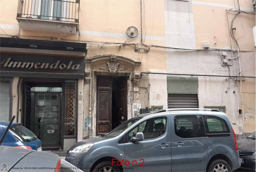appartamento in vendita a Napoli in zona Pendino / San Giuseppe
