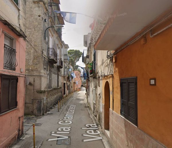 appartamento in vendita a Napoli in zona Barra