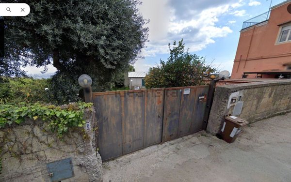 appartamento in vendita a Napoli in zona Posillipo