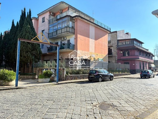 appartamento in vendita a Napoli in zona Barra