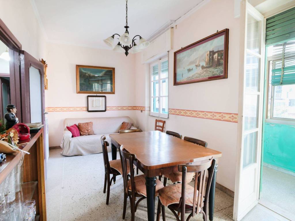 appartamento in vendita a Napoli in zona Capodichino