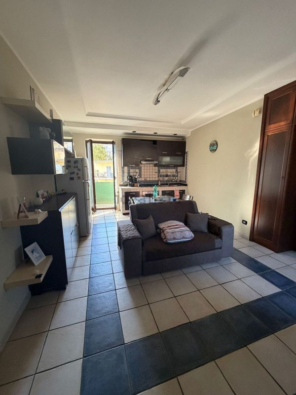 appartamento in vendita a Napoli in zona Pianura