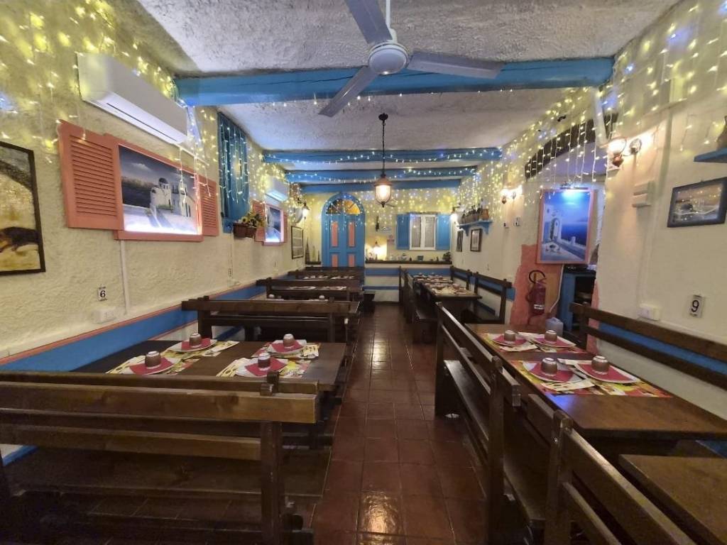 negozio in vendita a Napoli in zona Vomero