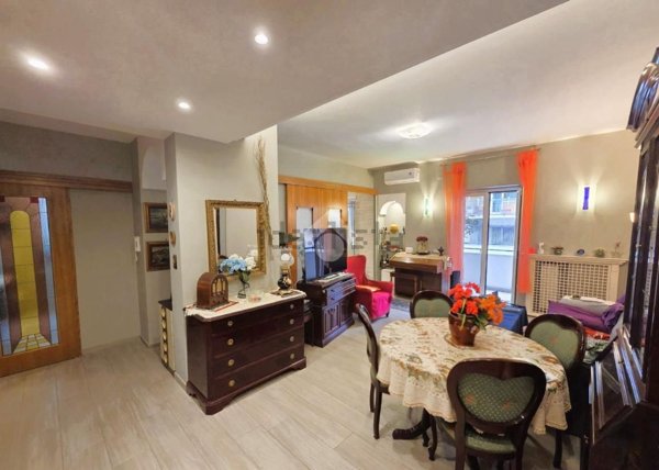 appartamento in vendita a Napoli in zona Arenella