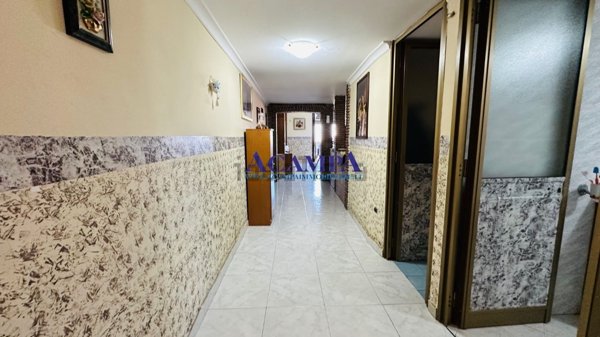 appartamento in vendita a Napoli in zona Secondigliano