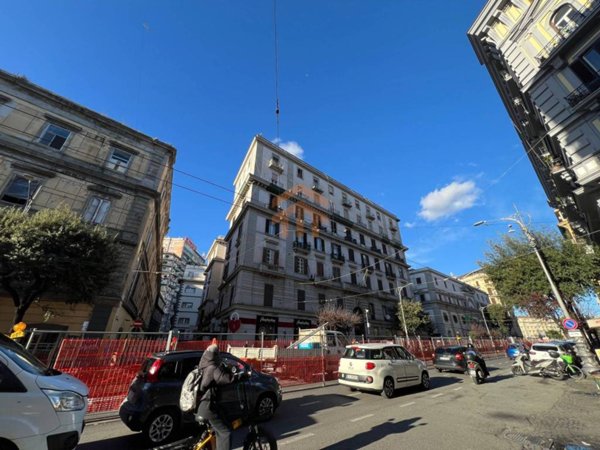 appartamento in vendita a Napoli in zona Pendino / San Giuseppe
