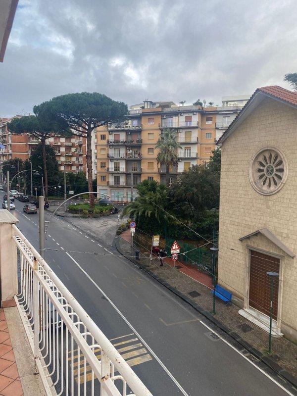 appartamento in vendita a Napoli in zona Capodimonte / Colli Aminei