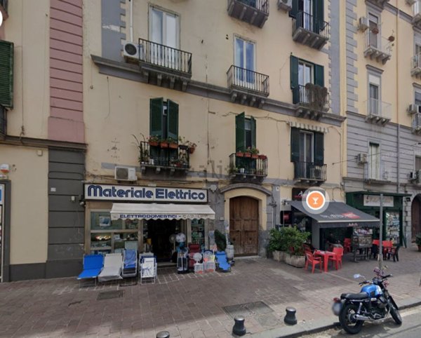 appartamento in vendita a Napoli in zona Stella