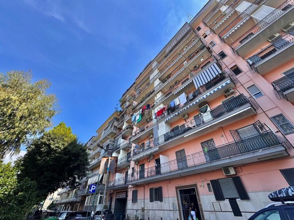 appartamento in vendita a Napoli in zona Pianura