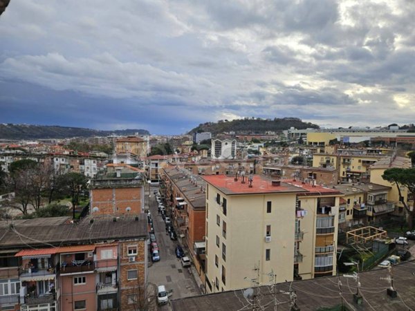 appartamento in vendita a Napoli in zona Soccavo