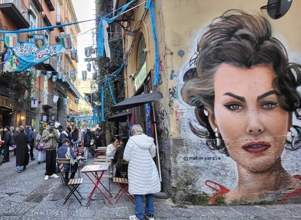 appartamento in vendita a Napoli