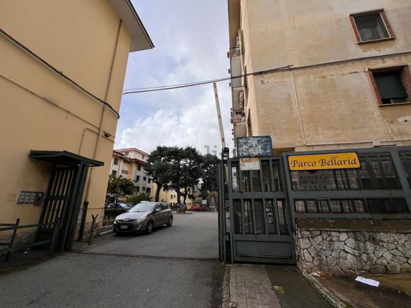 appartamento in vendita a Napoli in zona Capodimonte / Colli Aminei