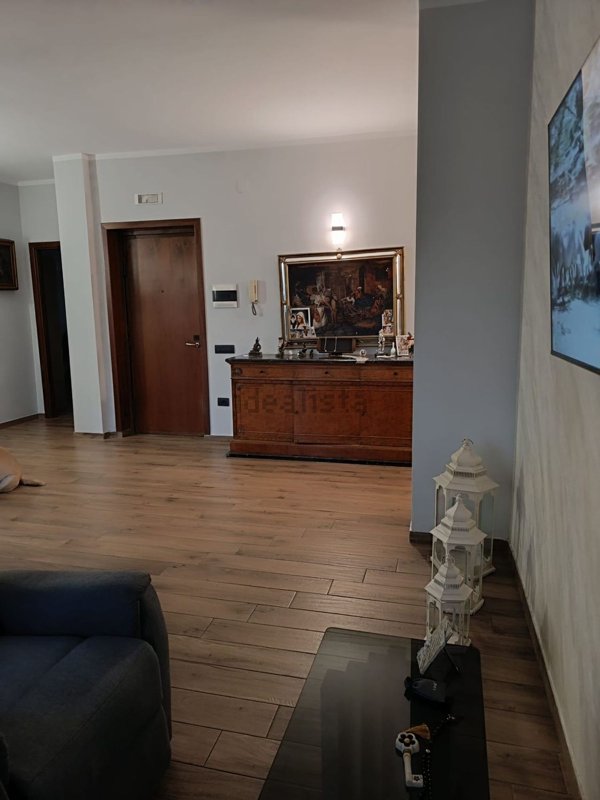 appartamento in vendita a Napoli in zona Pianura