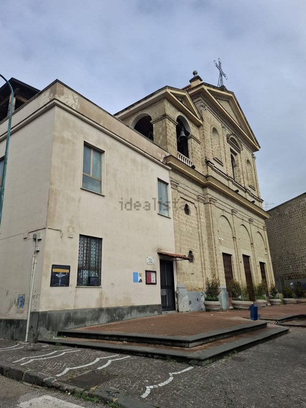 appartamento in vendita a Napoli in zona Poggioreale