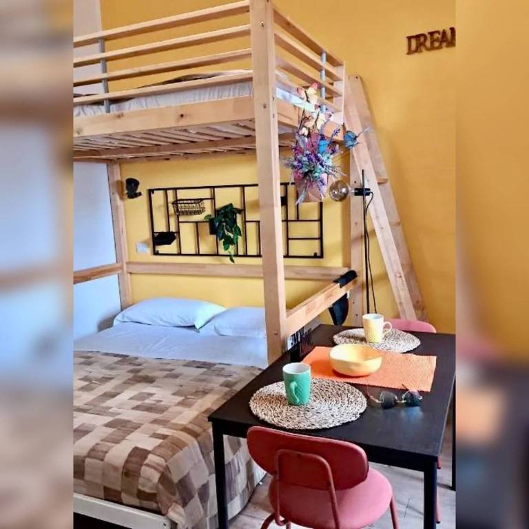 appartamento in vendita a Napoli in zona Pendino / San Giuseppe