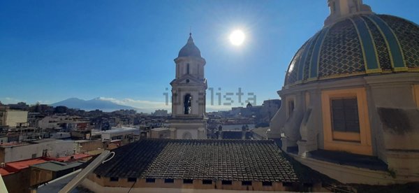 appartamento in vendita a Napoli in zona Stella