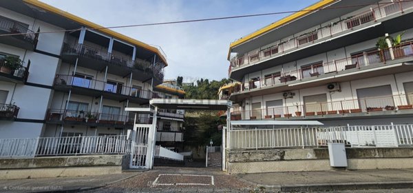 appartamento in vendita a Napoli in zona Posillipo