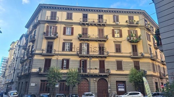appartamento in vendita a Napoli in zona Pendino / San Giuseppe