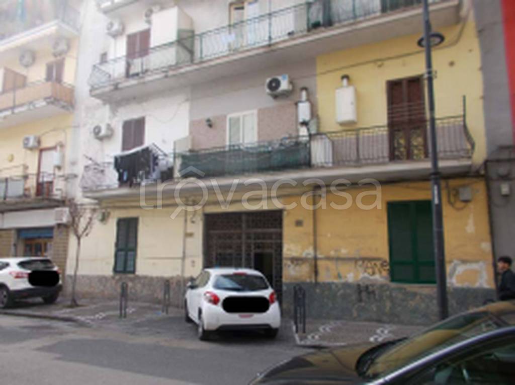 appartamento in vendita a Napoli in zona Barra