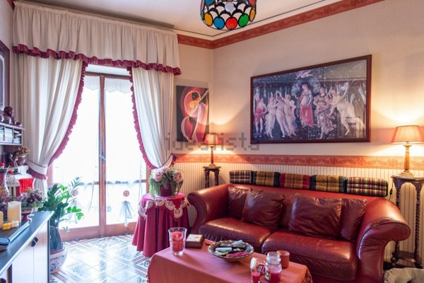 appartamento in vendita a Napoli in zona Arenella