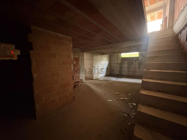 casa indipendente in vendita a Napoli in zona Barra