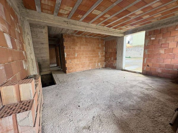 casa indipendente in vendita a Napoli in zona Ponticelli