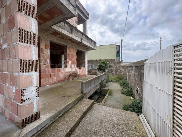 casa indipendente in vendita a Napoli in zona Ponticelli