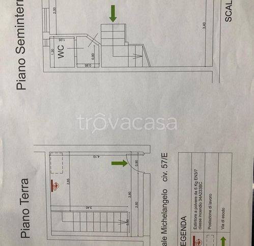 negozio in vendita a Napoli in zona Vomero