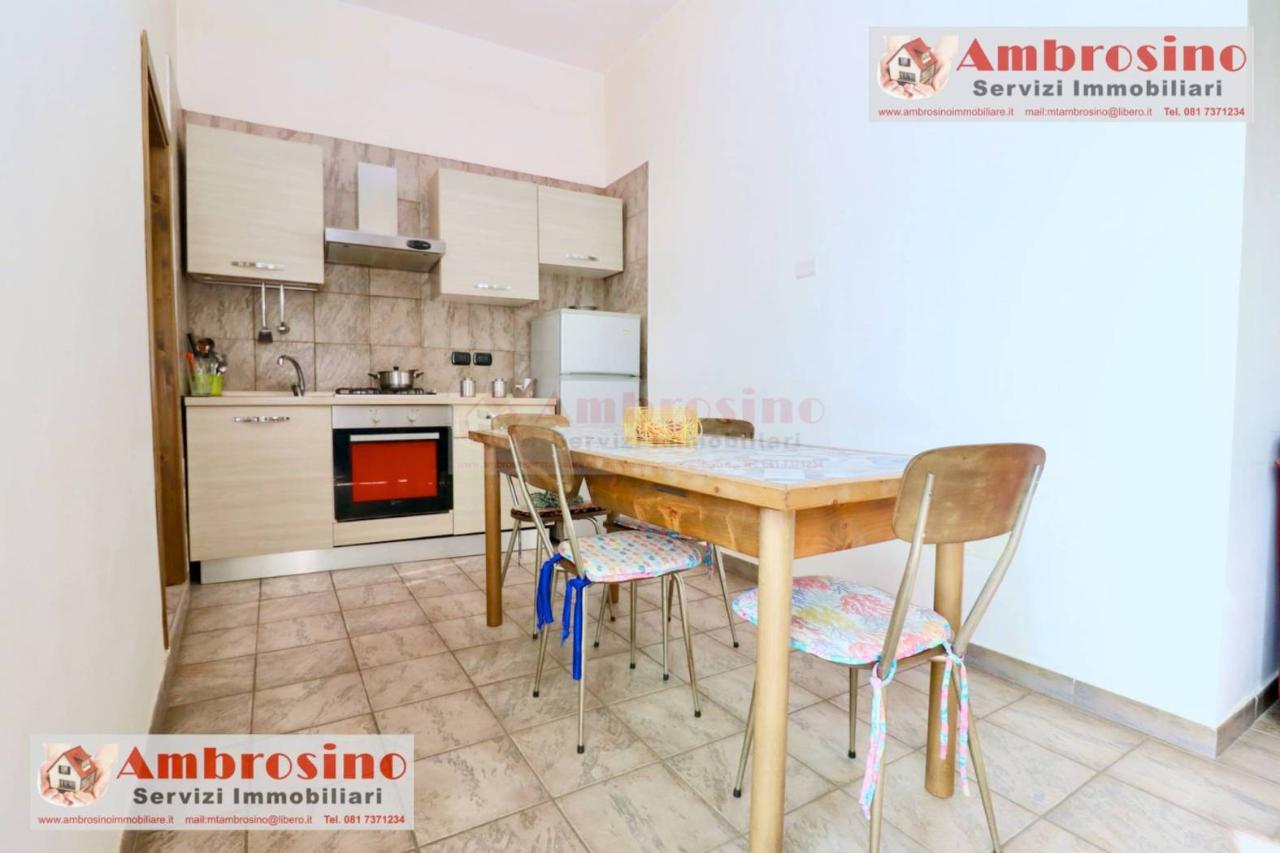 appartamento in vendita a Napoli in zona Secondigliano