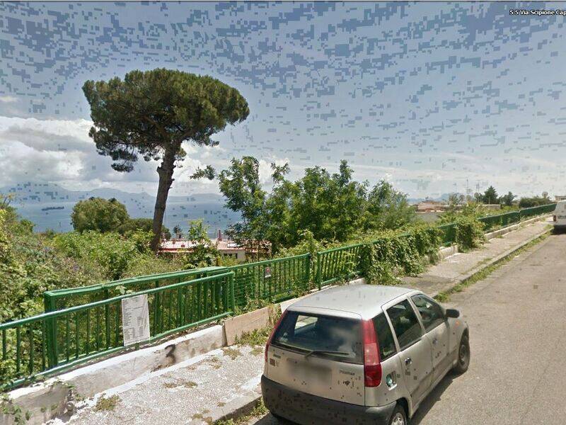negozio in vendita a Napoli in zona Posillipo