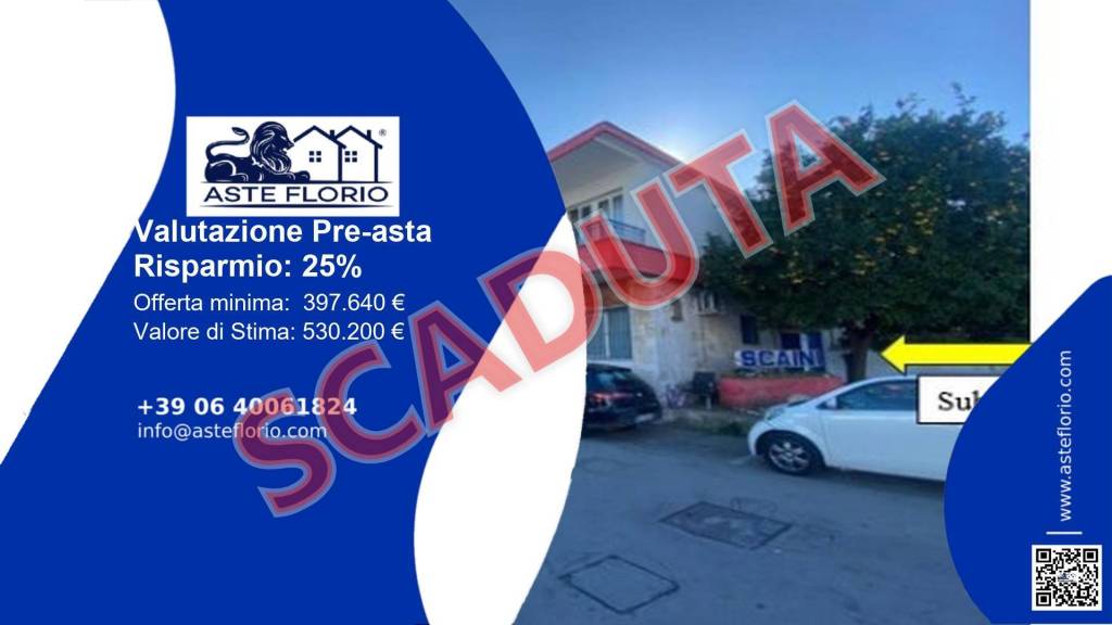 locale commerciale in vendita a Napoli