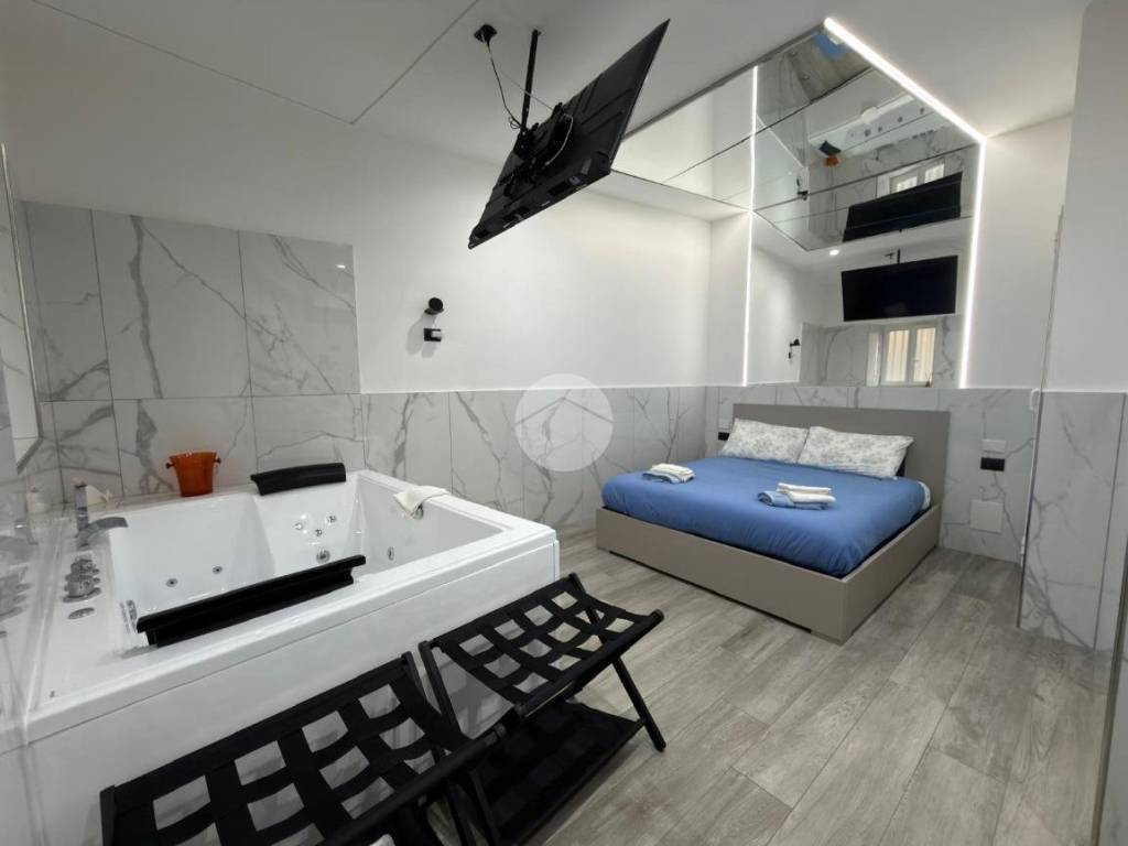 appartamento in vendita a Napoli in zona Capodimonte / Colli Aminei