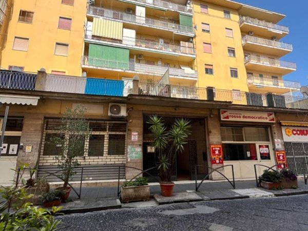appartamento in vendita a Napoli in zona Capodimonte / Colli Aminei