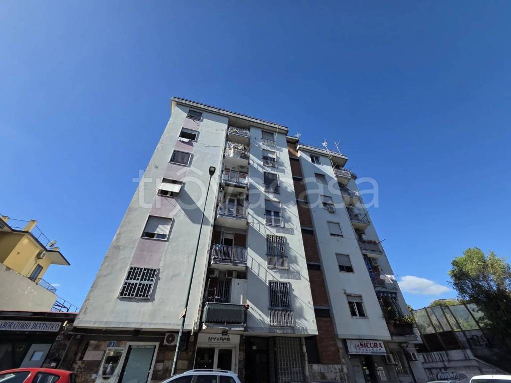 appartamento in vendita a Napoli in zona Arenella