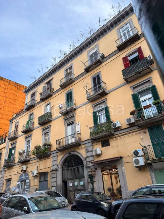 appartamento in vendita a Napoli in zona Arenella