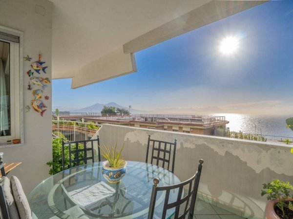 appartamento in vendita a Napoli in zona Posillipo