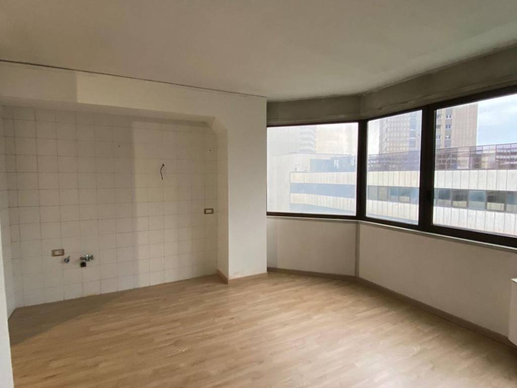 appartamento in vendita a Napoli in zona Poggioreale