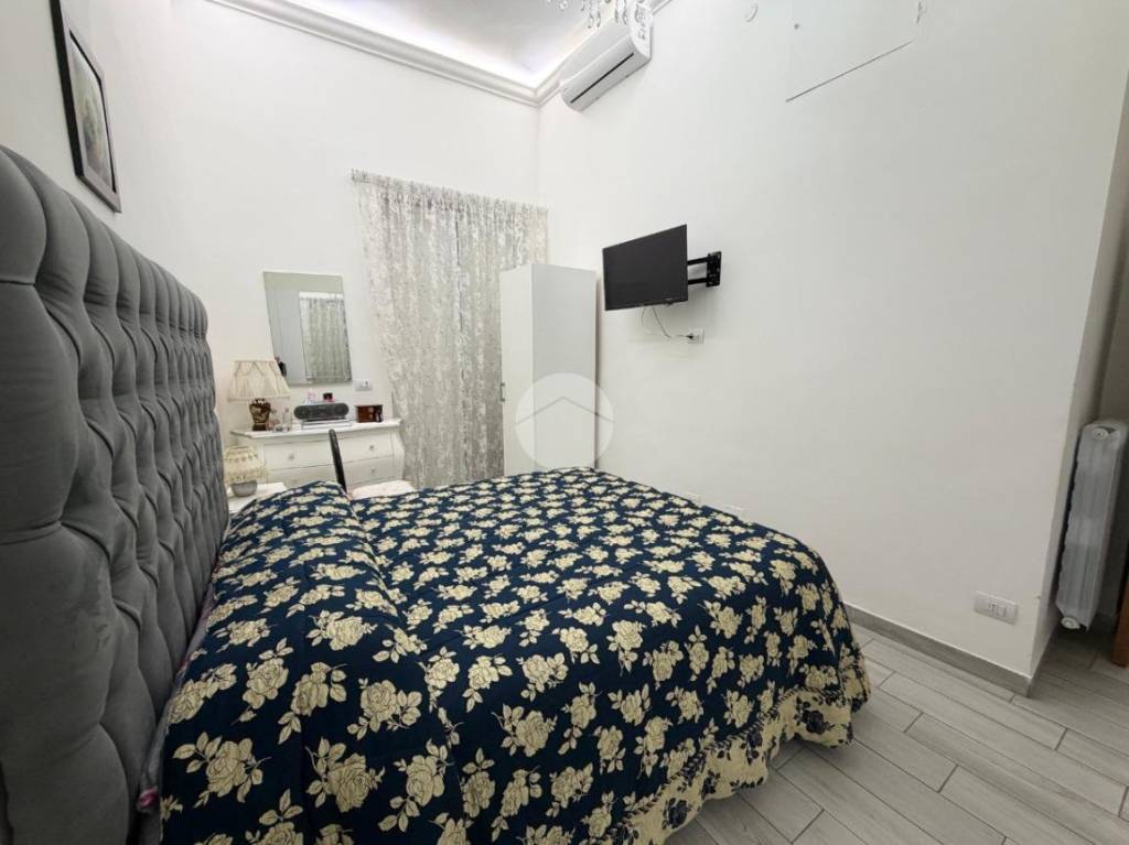 appartamento in vendita a Napoli in zona San Ferdinando