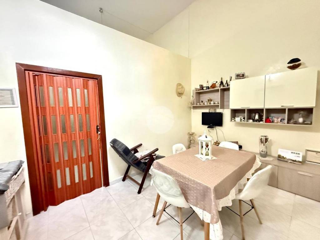 appartamento in vendita a Napoli in zona Secondigliano