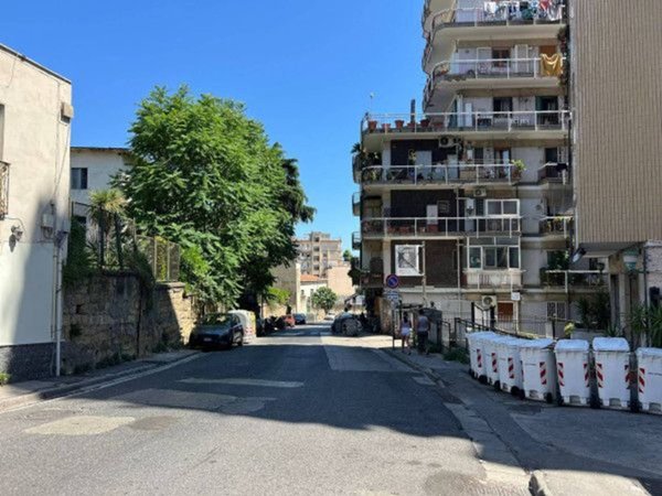 appartamento in vendita a Napoli in zona Arenella