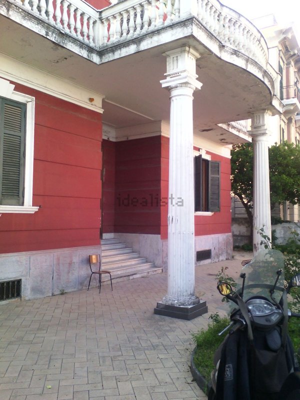 casa indipendente in vendita a Napoli in zona Posillipo